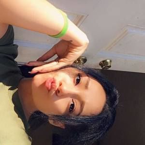 Meet your Posher, Joniyah